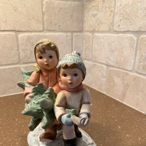 Berta Hummel Goebel Figurine